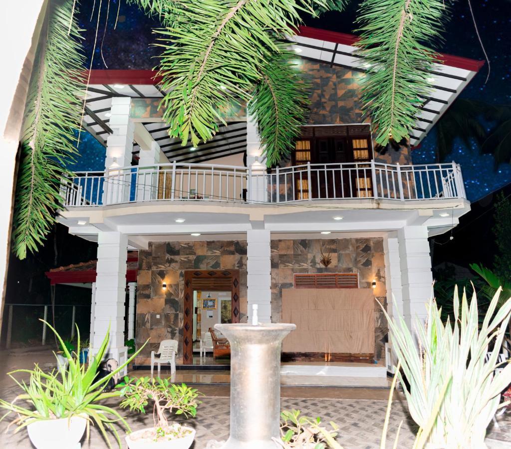 House Of Richness Hotel Negombo Exterior photo