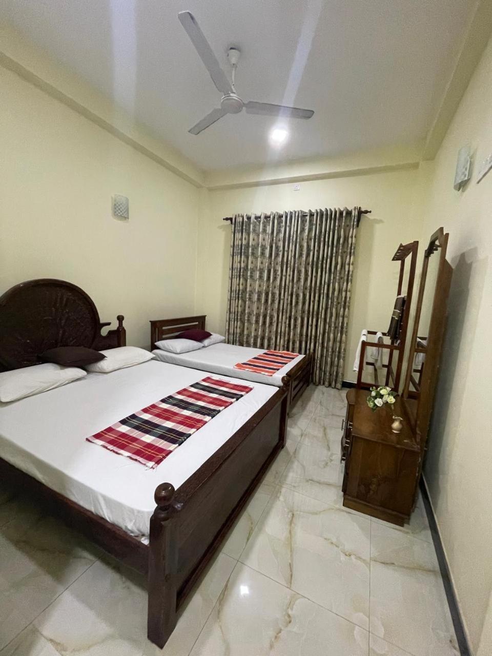 House Of Richness Hotel Negombo Exterior photo