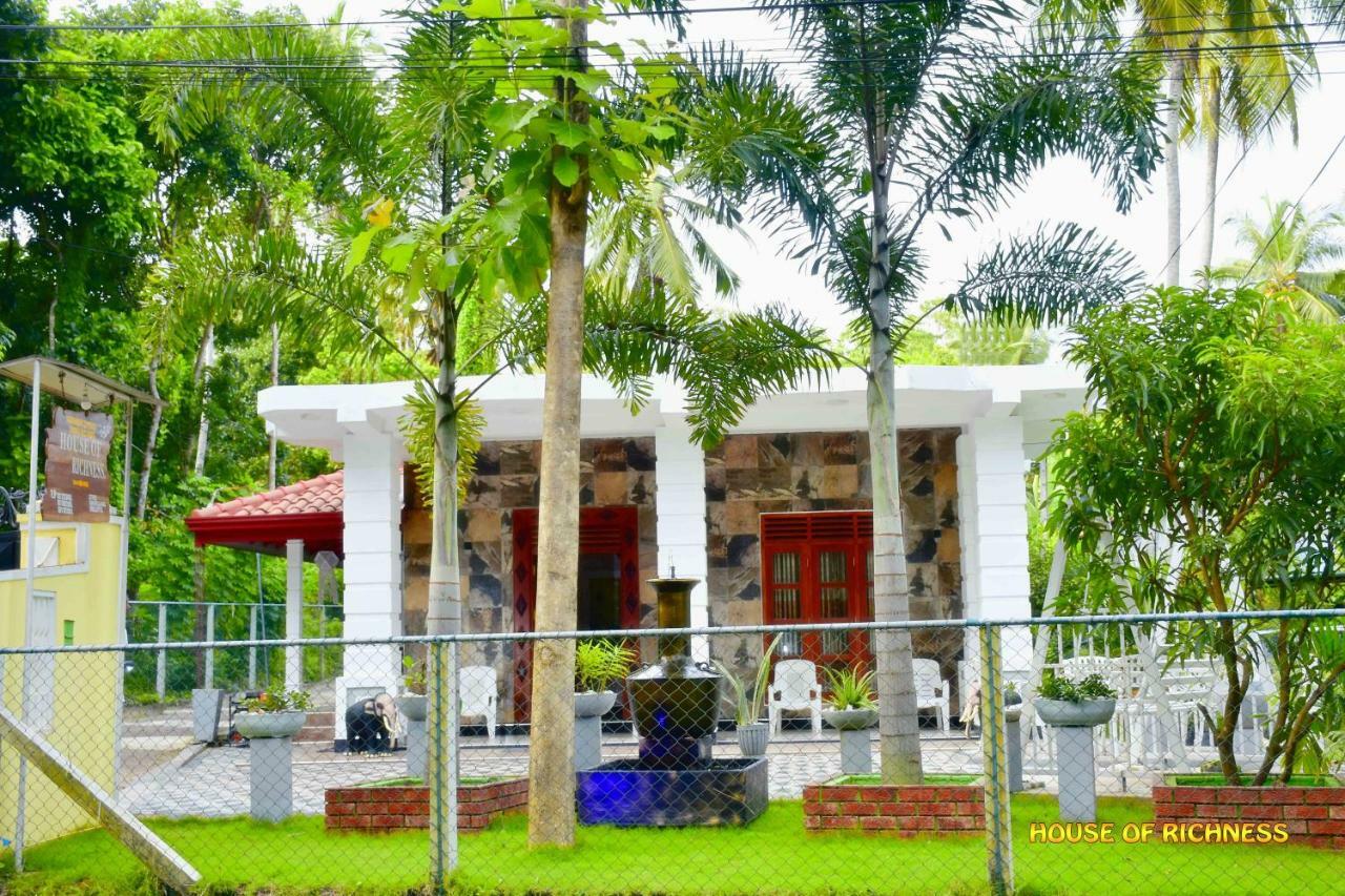 House Of Richness Hotel Negombo Exterior photo