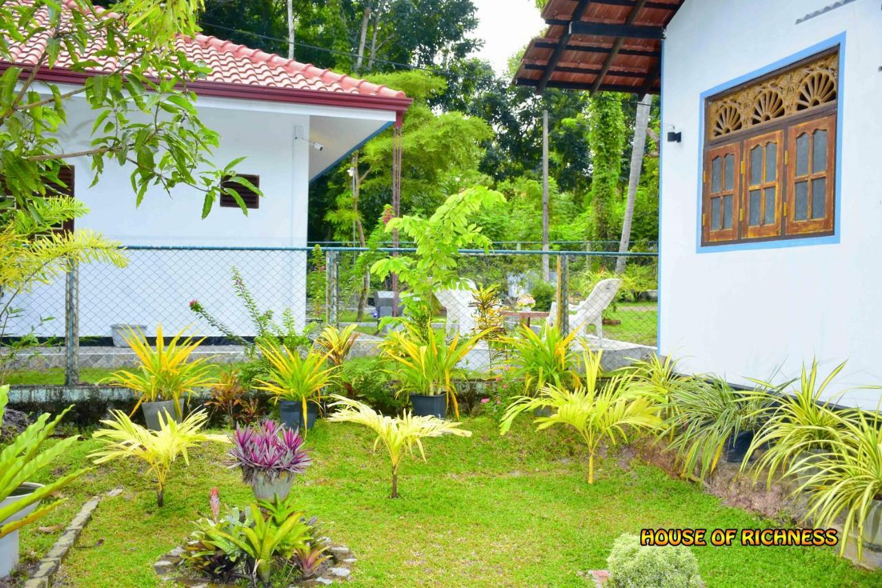 House Of Richness Hotel Negombo Exterior photo