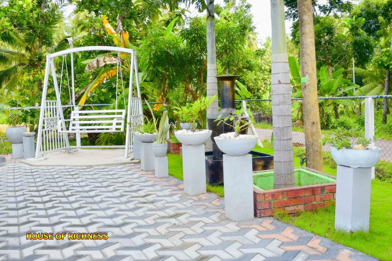 House Of Richness Hotel Negombo Exterior photo